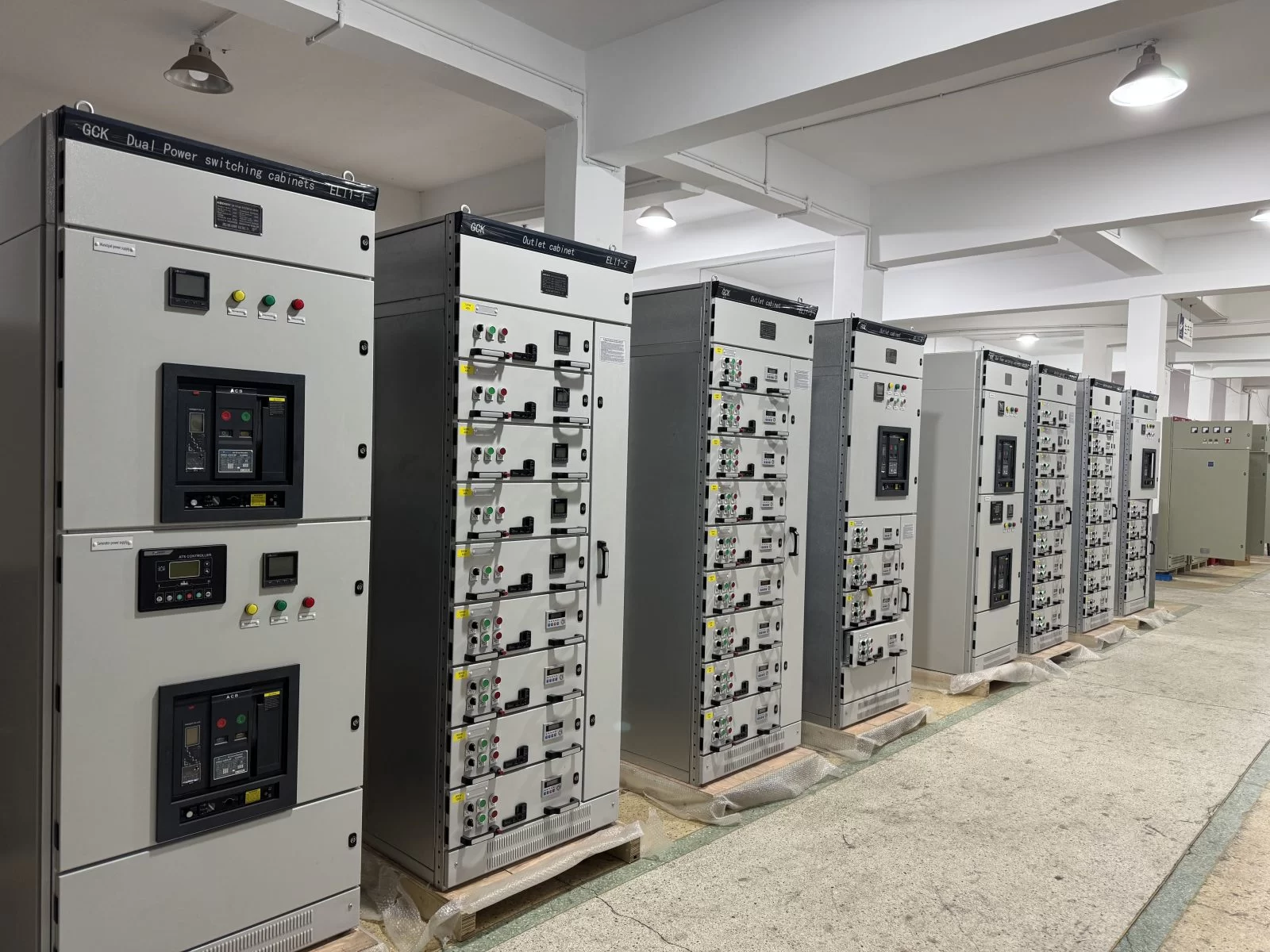 Pakistan Industrial GCK Feeder Cabinets